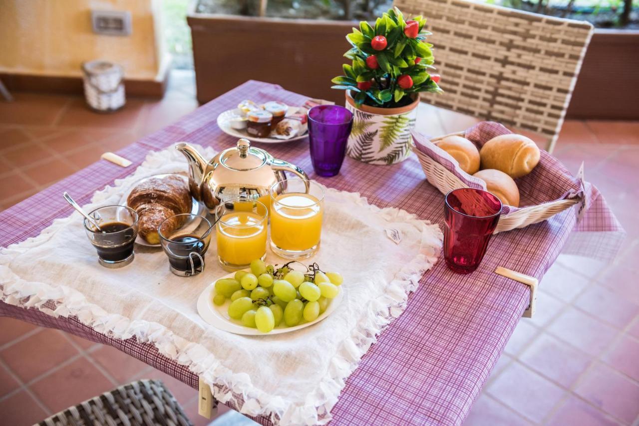 Hotel Relais Del Borgo- Domo Porto San Paolo  Zewnętrze zdjęcie