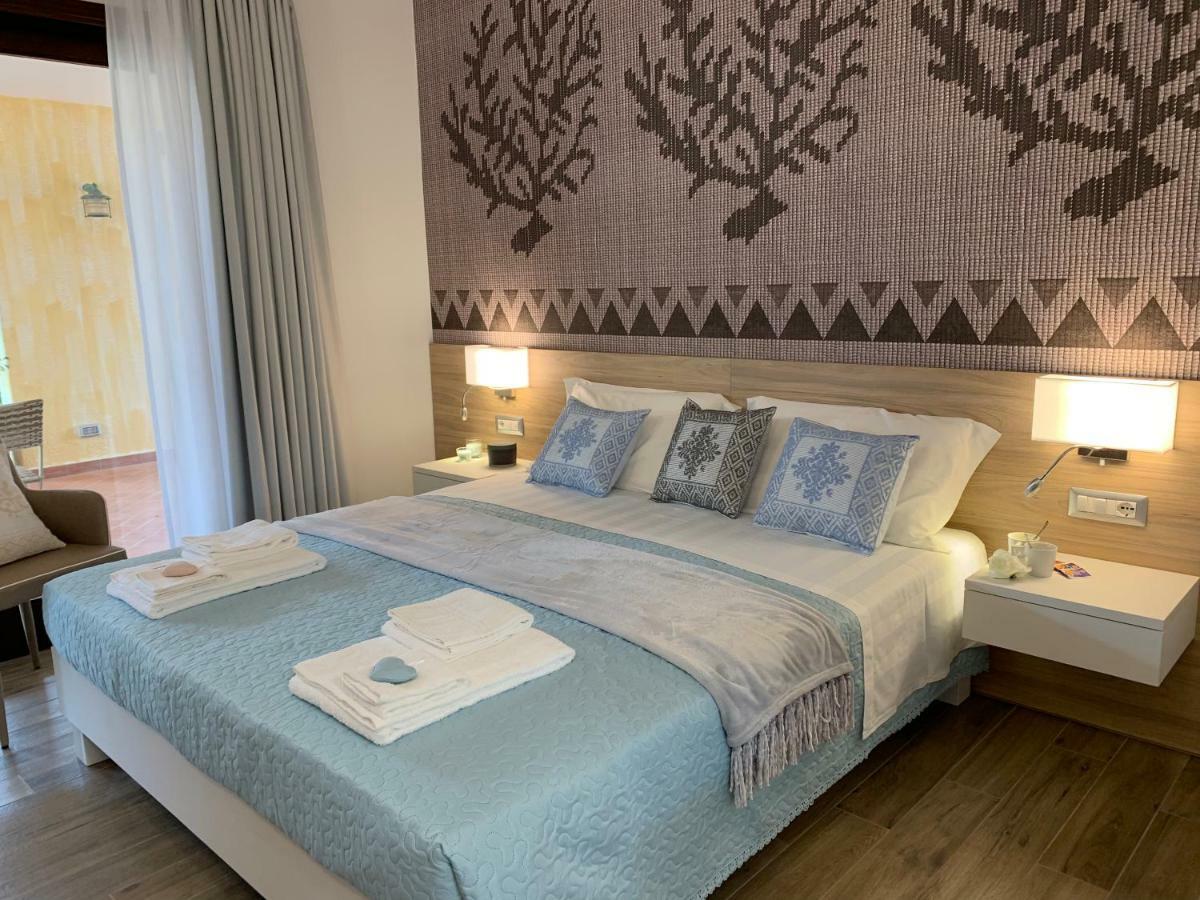 Hotel Relais Del Borgo- Domo Porto San Paolo  Zewnętrze zdjęcie