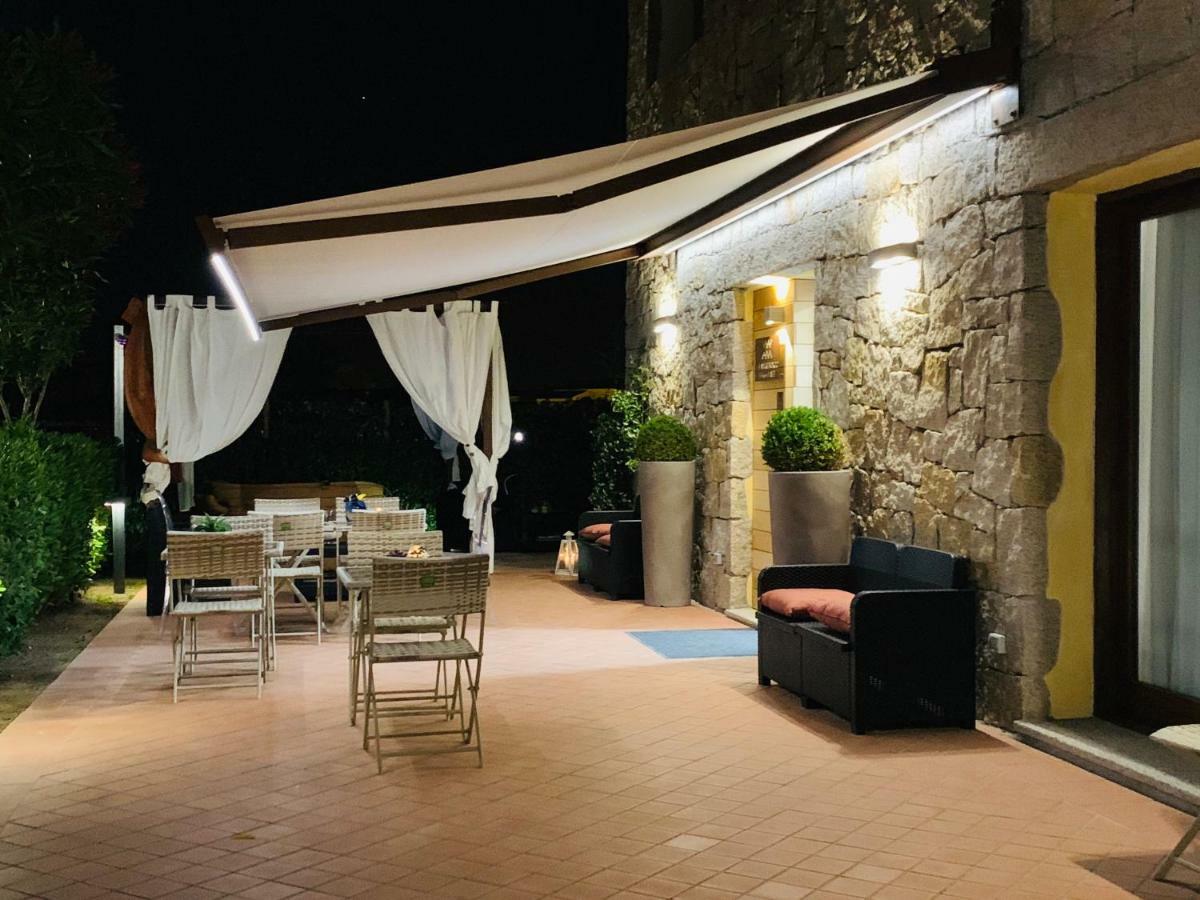 Hotel Relais Del Borgo- Domo Porto San Paolo  Zewnętrze zdjęcie